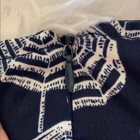 Maison Jules Women’s Navy Blue Umbrella Preppy Sun V Neck Dress Size Medium - Picture 8 of 9